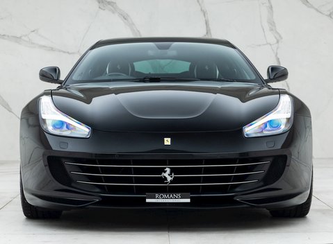 Ferrari GTC4 Lusso 4