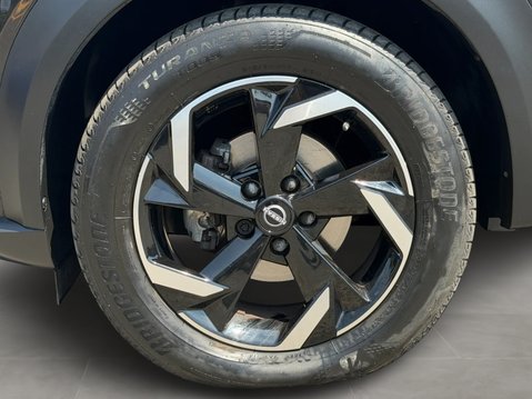 Nissan Juke 1.0 DiG-T 114 N-Connecta 5dr DCT 12