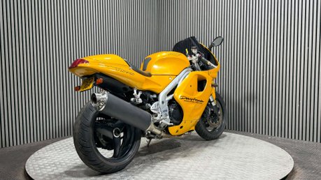 Triumph Daytona 1997 ONLY 27K RUNNING PROJECT BIKE SPARES OR REPAIR 3