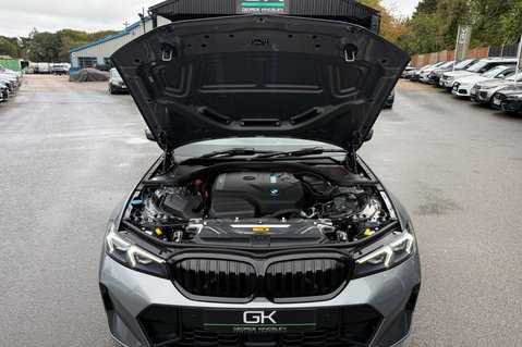 BMW 3 Series 330E M SPORT -VAT Q -DRIVING ASSISTANT PRO -PAN ROOF -H/K -M PRO PACK 74