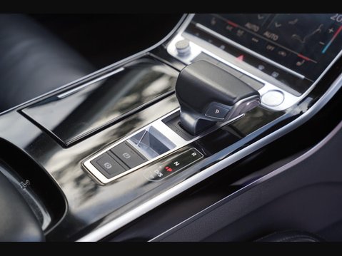 Audi A8 3.0 TDI V6 50 Tiptronic quattro Euro 6 (s/s) 4dr 29