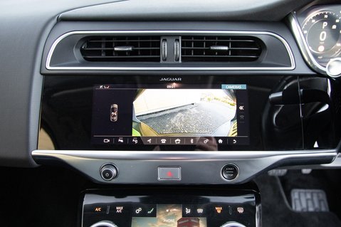 Jaguar I-Pace SE 25