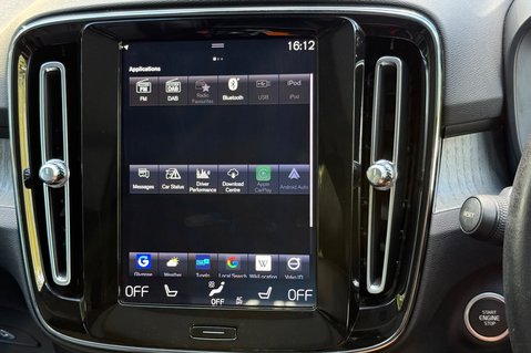 Volvo XC40 B4 INSCRIPTION PRO AWD MHEV - ONE OWNER - PAN ROOF - APPLE CARPLAY  44