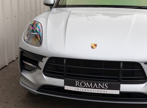 Porsche Macan GTS 25