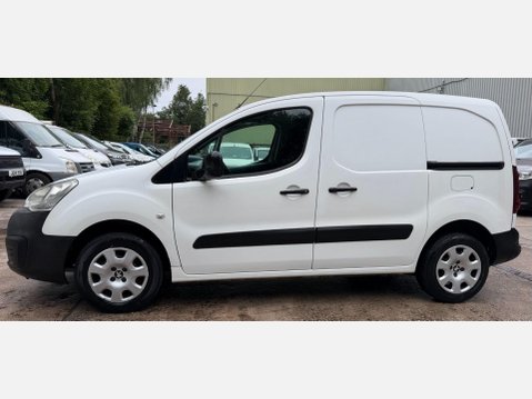 Peugeot Partner 1.6 BlueHDi 854 Professional Panel Van 5dr Diesel Manual L1 (112 g/km, 97.6 22
