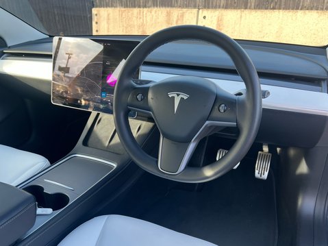 Tesla Model 3 LONG RANGE AWD 27