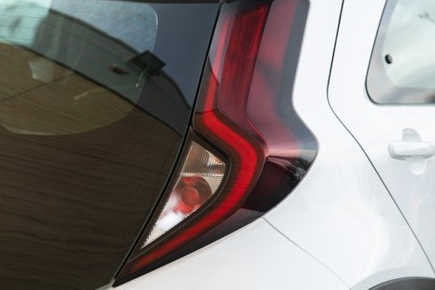 Toyota Aygo X VVT-I PURE 9