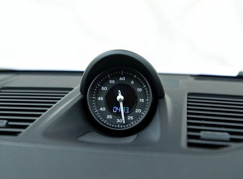 Porsche 911 Carrera S (992) 17