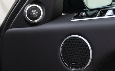 Land Rover Range Rover Sport 5.0 SVR 21