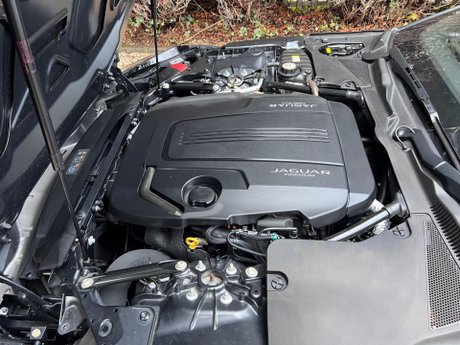 Jaguar F-Type 2.0i Chequered Flag Auto Euro 6 (s/s) 2dr 35