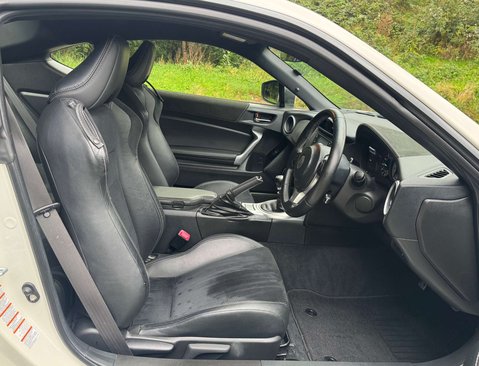 Toyota GT86 2.0 GT86 Professional D-4S 2dr 28