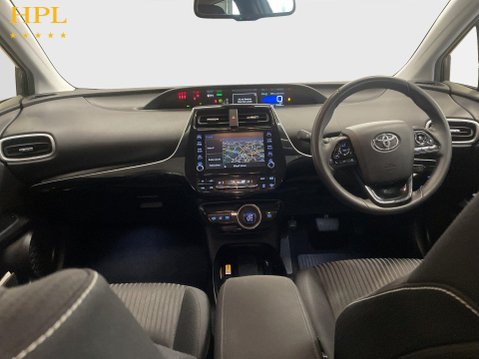 Toyota Prius 1.8 VVT 8.8kWh Business Edition Plus Hatchback 5dr Petrol Plug-in Hybrid CV 19