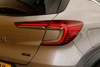 Renault Captur TECHNO E-TECH 8