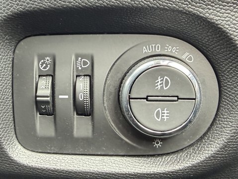 Vauxhall Corsa 1.2 Turbo SRi Premium 5dr 31