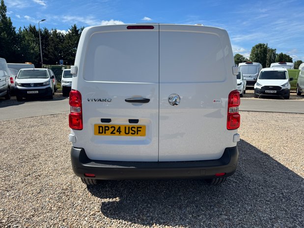 Vauxhall Vivaro SWB L1H1 Low Roof Prime 2900 Sensors Air Con EURO 6 7