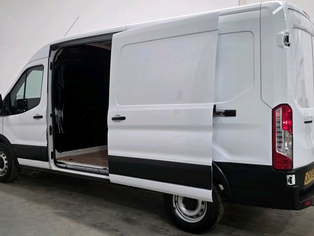 Ford Transit TRANSIT 350 L3 DIESEL FWD 2.0 Eco Blue 130ps H2 Leader Van [DAP] 11