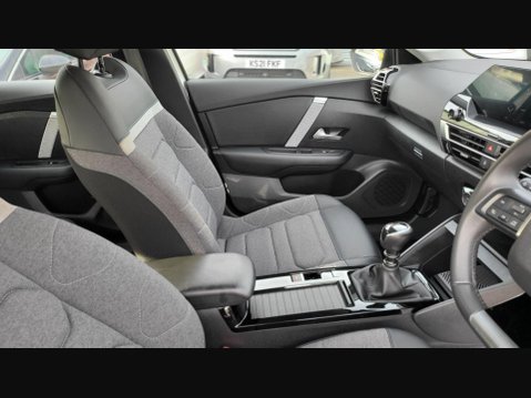 Citroen C4 PURETECH SENSE S/S 13