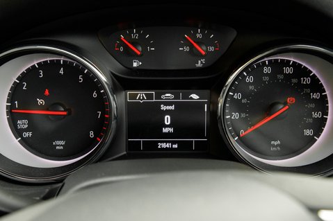 Vauxhall Insignia SRI VX-LINE NAV 14