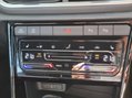 Volkswagen T-Roc R-LINE TSI DSG 33