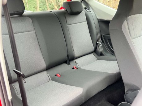 Volkswagen Up 1.0 Move Up 3dr 36