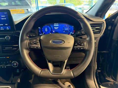 Ford Kuga 2.0 EcoBlue MHEV ST-Line SUV 5dr Diesel Manual Euro 6 (s/s) (150 ps) 21