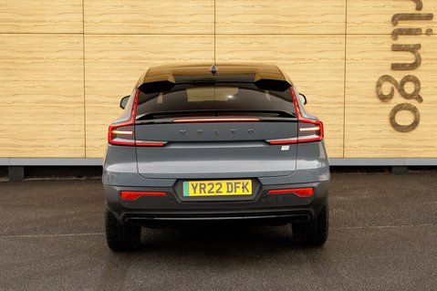 Volvo C40 RECHARGE PRO TWIN AWD 7
