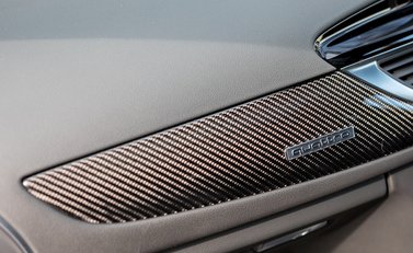 Audi RS6 Avant Performance 21