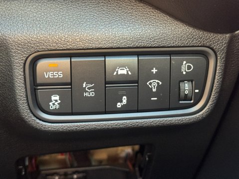 Kia Soul 64kWh First Edition SUV 5dr Electric Auto (201 bhp) 18