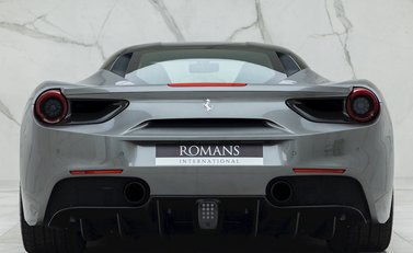 Ferrari 488 GTB 5