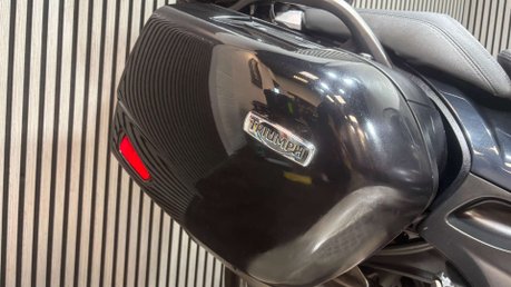 Triumph Trophy 1200 SE 2015 42K FULLY KITTED TOURER MOT COMES SERVICED WARRANTY 29