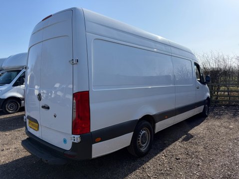 Mercedes-Benz Sprinter 2.1 316 CDI RWD L3 H2 Euro 6 5dr 8