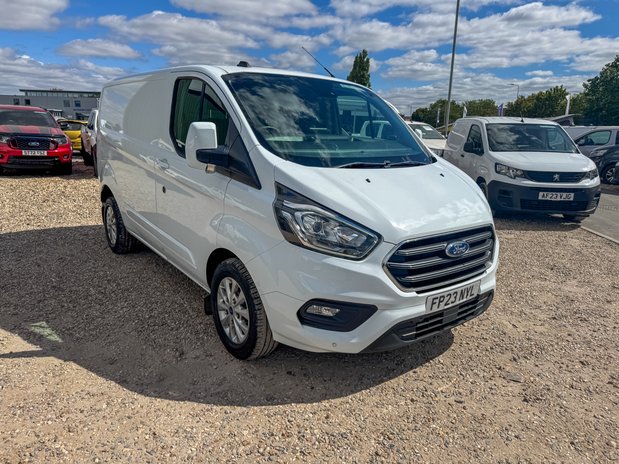 Ford Transit Custom SWB L1H1 Low Roof Limited 280 Air Con Alloys Sensors Cam EURO 6 4