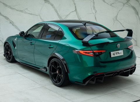 Alfa Romeo Giulia GTAm 12