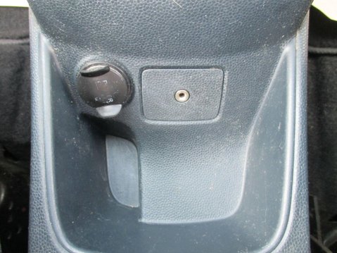 Ford Fiesta 1.4 Zetec 5dr 28