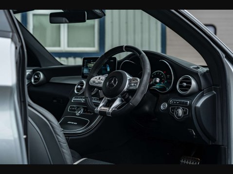 Mercedes-Benz C Class 4.0 AMG C 63 S Premium+ Auto 2dr 11