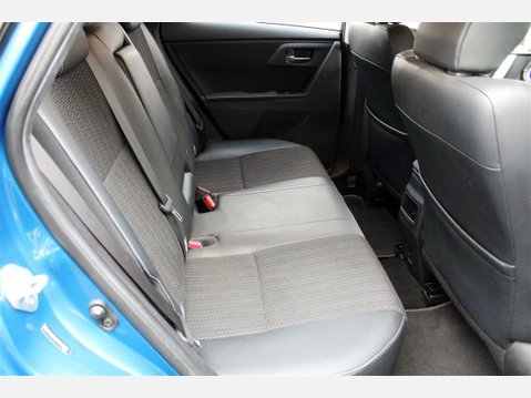 Toyota Auris EXCEL VALVEMATIC 8