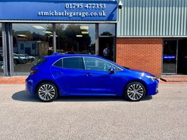 Toyota Corolla 1.8 Corolla Design HEV CVT 5dr 10
