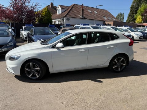 Volvo V40 2.0 T2 R-Design Euro 6 (s/s) 5dr 2