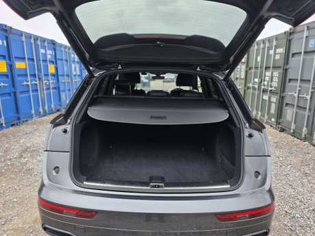 Audi Q5 2.0 TFSI 45 Black Edition SUV 5dr Petrol S Tronic quattro Euro 6 (s/s) (245 37