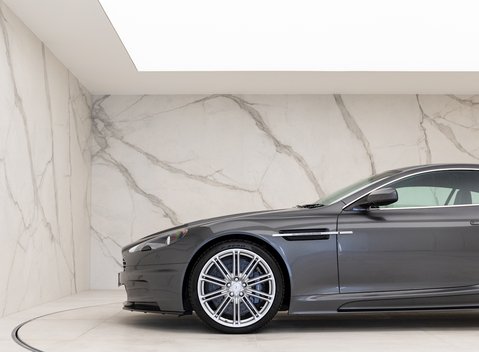 Aston Martin DBS 23