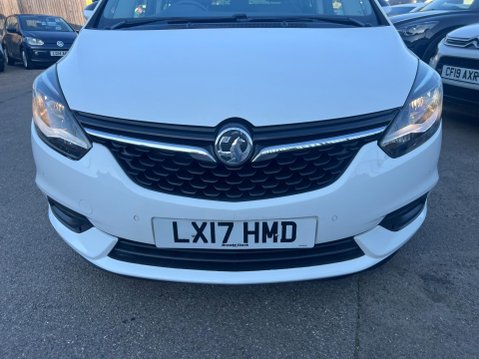 Vauxhall Zafira 2.0 CDTi Elite Nav Auto Euro 6 5dr 9