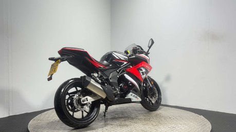 Lexmoto LXR SE TR 125 2022 9K NEW MOT 125CC SPORTS BIKE LEARNER 1 OWNER 2