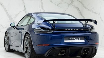 Special Porsche Cayman S to celebrate 2 million Facebook fans 