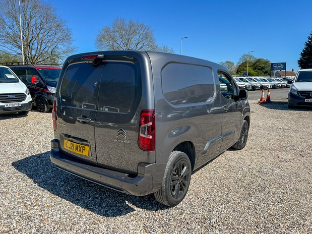 Citroen Berlingo SWB L1H1 Driver 1000 Air Con Alloys Camera Nav Sensors EURO 6 NO VAT 6