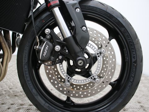 Triumph Trident TRIDENT 660 22