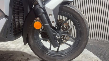 Lexmoto Nexus 2023 17K 1 ONWER LARGE SPORT MAXI SCOOTER 125CC 13