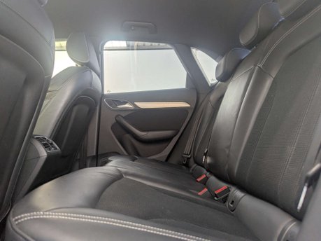 Audi Q3 1.4 Q3 S Line Edition TFSI 5dr 43