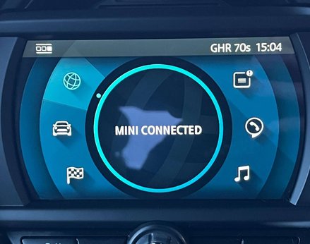 Mini Hatch 1.5 Cooper Sport Auto 3dr 28