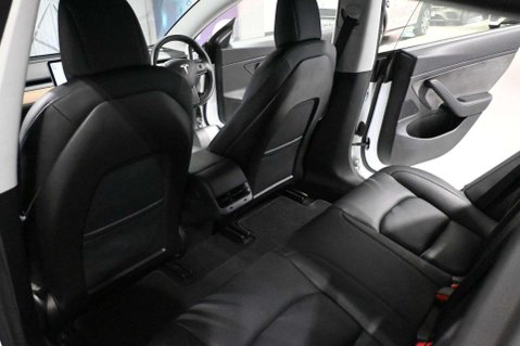 Tesla Model 3 PERFORMANCE AWD 17