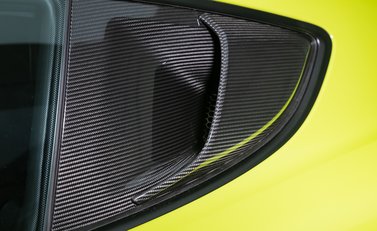 Porsche Cayman GT4 RS (718) 38